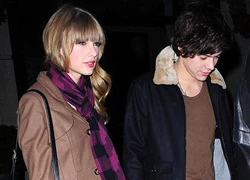 Harry Styles bất ngờ tặng Taylor Swift 1.989 bông hồng