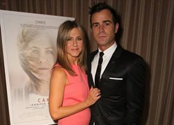 Jennifer Aniston tình tứ bên hôn phu sau tin đồn chia tay