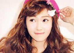 Jessica lần đầu tổ chức ký tặng fan sau khi rời SNSD