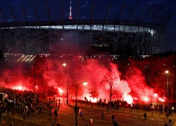 Nhóm cực hữu biểu tình làm loạn Warsaw