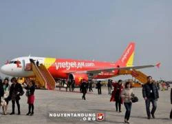 Nóng: Máy bay Vietjet Air hạ cánh khẩn cấp sau 15 phút