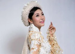 Thu Thảo mang áo dài đính ngọc trai đến Miss International