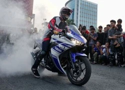 Yamaha R25 tiếp tục đắt khách "như tôm tươi"