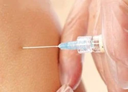 Bắc Ninh: Tiêm nhầm vaccine cho 31 phụ nữ có thai