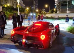 Choáng với giá của siêu phẩm Ferrari LaFerrari đầu tiên tại Singapore