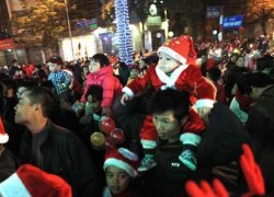 Đêm Noel, miền Bắc chìm trong giá buốt