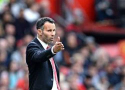 Không có bóng, Giggs chui vào bếp tìm&#8230; cà chua