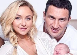 Klitschko và hôn thê 'mi nhon' khoe bé yêu