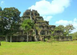 Koh Ker - cố đô của nền văn minh Angkor