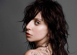 Lady Gaga tiết lộ đã bị cưỡng hiếp năm 19 tuổi