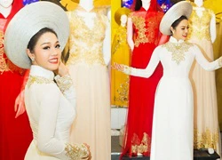 Nhật Kim Anh diện áo dài bó sát 'đập tan' nghi án bầu bí