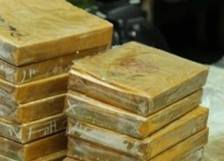 Phóng xe máy vận chuyện 45 bánh heroin