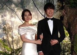 Rò rỉ ảnh "đám cưới" của Yoon Eun Hye và Park Shi Hoo