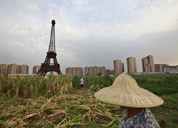 Sự hoang vắng ở &#8216;thành phố Paris&#8217; giữa lòng Trung Quốc