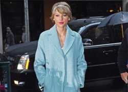 Taylor Swift xinh như công chúa ra phố ngày lạnh