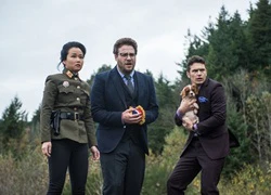 'The Interview' cháy vé, Angelina Jolie và Disney vẫn lãi to