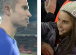 Van Persie tặng quà quý cho fan nữ