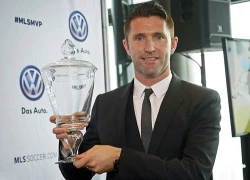 Vượt Lee Nguyễn, Robbie Keane đi nhận giải cùng vợ xinh