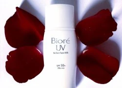 Bioré UV Perfect Face Milk: Kem chống nắng kiềm dầu, không nhờn rít