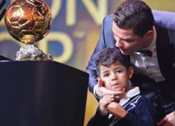 Con trai Ronaldo thần tượng Messi