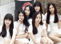 Girlgroup mới chưa lên sàn đã bị chê vì "nhạt"