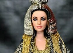 Học lỏm bí quyết làm đẹp của Nữ hoàng Cleopatra