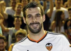 Hướng đến siêu phẩm, Negredo tập chiêu rabona