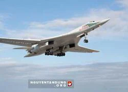 Không quân Nga nhận thêm 6 oanh tạc cơ Tu-160 năm 2015