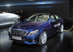 Làm quen với Mercedes-Benz C-Class phiên bản 1,75 lít/100 km