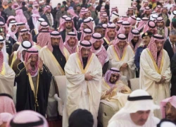 Lãnh đạo khắp thế giới đến Arab Saudi chia buồn