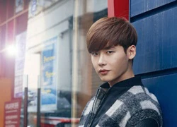 Lee Jong Suk nói về &#8220;Pinocchio&#8221;, Park Shin Hye và&#8230; hơn thế nữa!