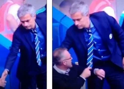 Mourinho bị HLV đội hạng dưới từ chối bắt tay