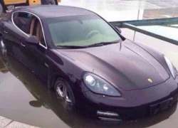 Porsche Panamera 4S &#8220;tắm ao&#8221; tại Trung Quốc