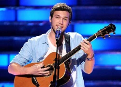 Quán quân đâm đơn kiện đòi hủy hợp đồng American Idol