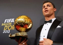 Ronaldo đánh chuyên cơ đi ẵm QBV