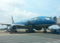 Tội phạm đang bị dẫn độ dọa có bom trên máy bay Vietnam Airlines