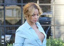 Beyonce phanh áo đi ăn trưa cùng chồng