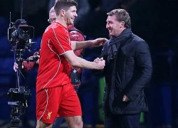 Gerrard đi giày 'độc' kỷ niệm 700 lần ra sân