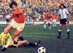 Johan Cruyff và 22 câu nói làm thay đổi suy nghĩ về bóng đá