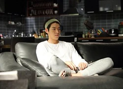 Kim Woo Bin quyến rũ với hình tượng "dân chơi" trong "Twenty"