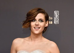 Kristen Stewart làm nên lịch sử tại 'Oscar nước Pháp'