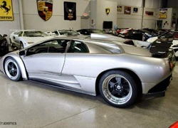 Lamborghini Diablo GT hàng hiếm giá gần 500.000 USD