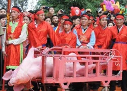 Lễ hội chém lợn: "Không hiểu thì đừng đến xem"