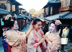 Ngô Thanh Vân diện kimono tận hưởng kì nghỉ ở Nhật dịp đầu năm mới