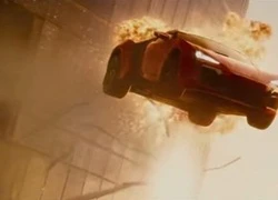 Nổi da gà với cảnh siêu xe bay xuyên nhà chọc trời của &#8220;Furious 7&#8243;