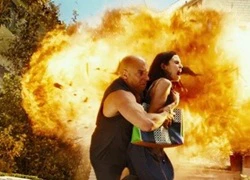 Quái xế "Furious 7" bị kẻ thù phá tan nhà nát cửa