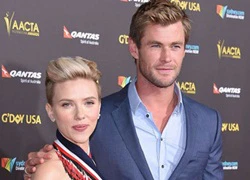 Scarlett khen Chris Hemsworth 'đẹp trai mê hồn'