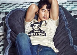 Song Seung Hun: 'Tôi thích phụ nữ vừa sexy vừa ngây thơ'