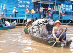 Tết Việt mênh mang trên Biển Hồ