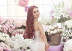 10 set đồ ôm sát giúp hot girl Kelly khoe đường cong